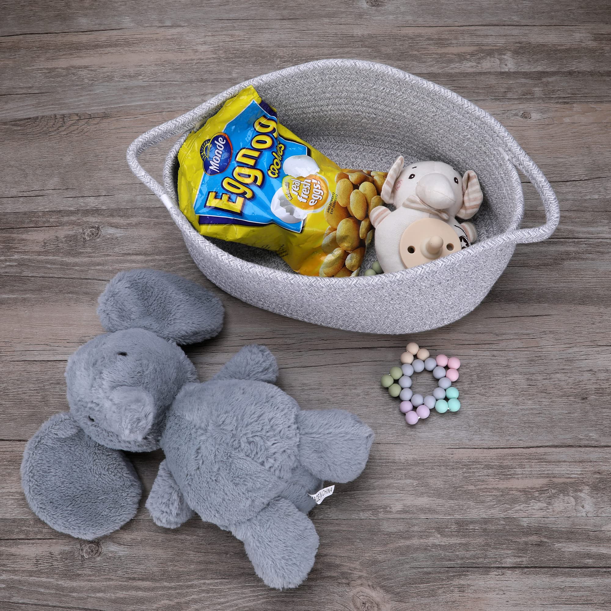 XUANGUO collapsible rope basket easily folds away when not in use for space saving