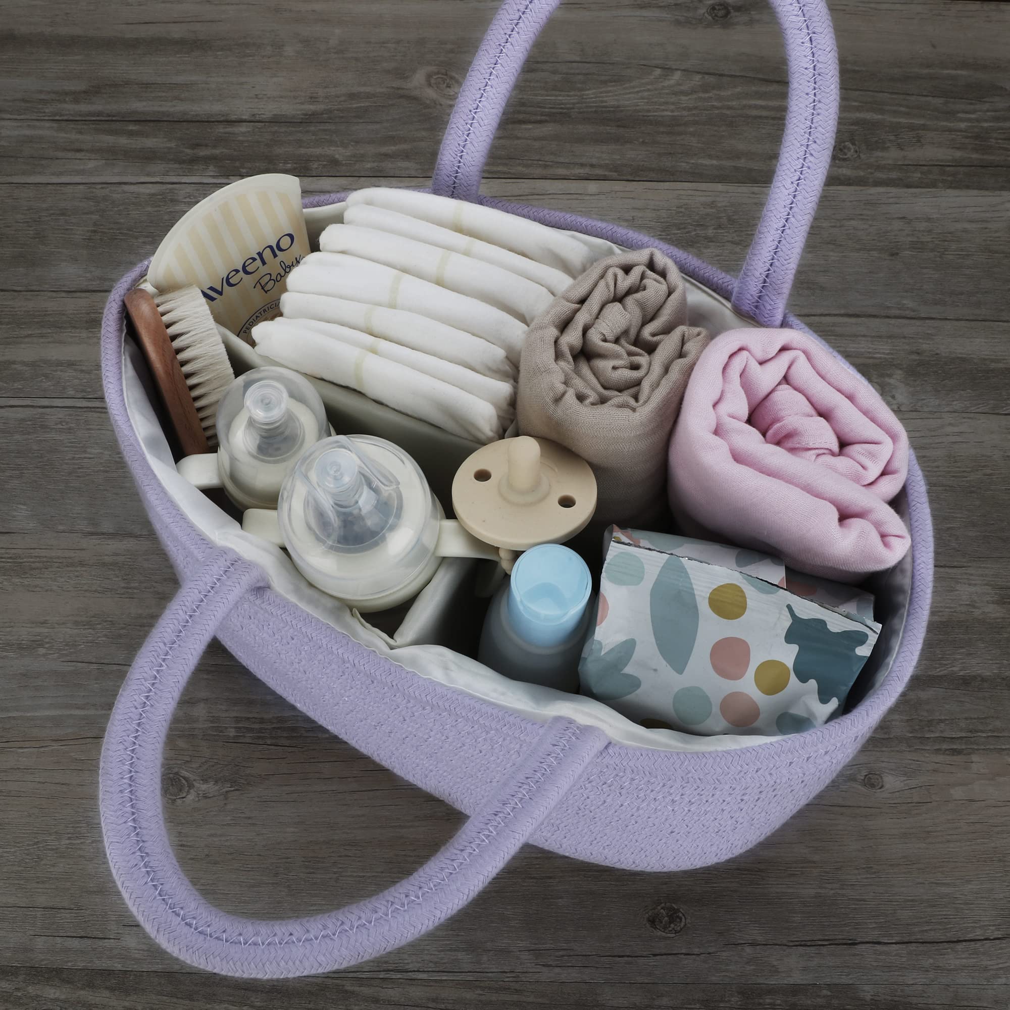 XUANGUO gift-ready baby basket ideal newborn gift and registry staple.