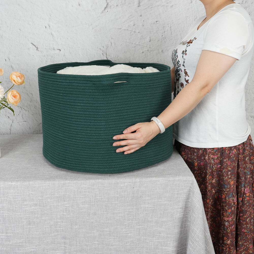 XUANGUO round rope basket dark green close-up demonstrates durable construction for long-lasting storage.