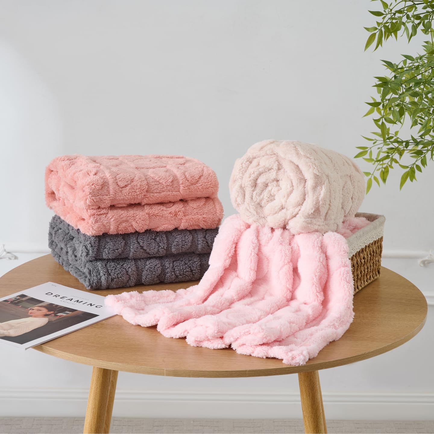 Yagle Mate lovey-pattern design enhances nursery decor