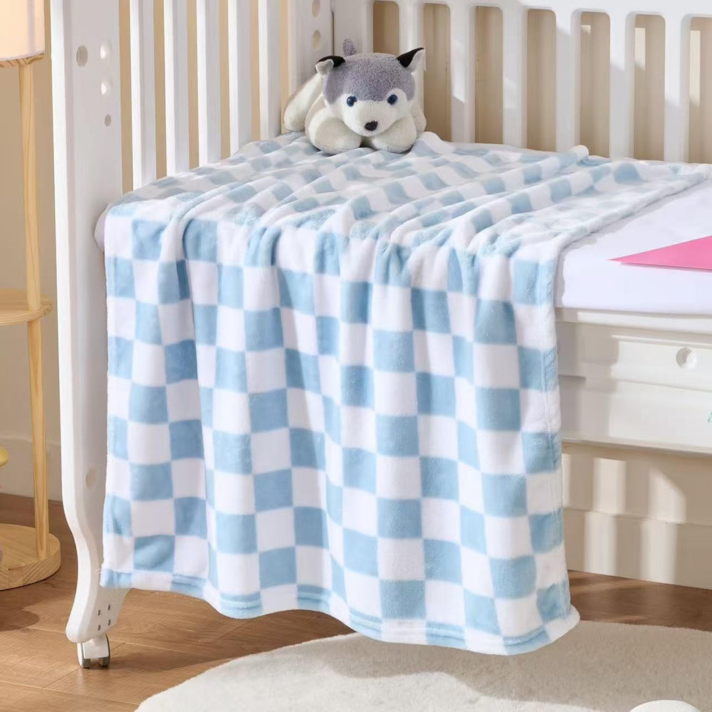 Yagle Mate soft fleece blankets demonstrate gentle touch ideal for daytime naps.