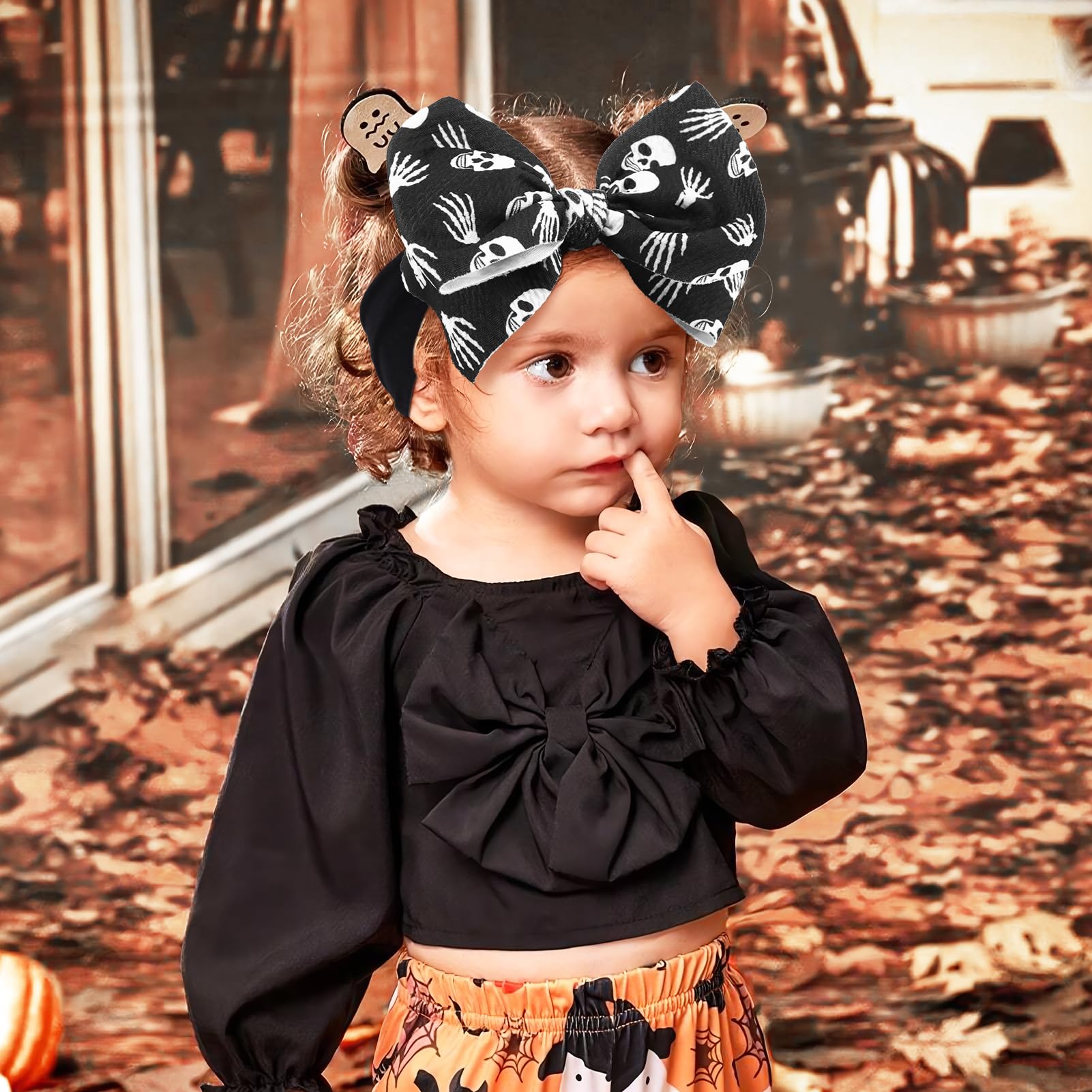 YanJie 6inch baby hair bows set - two pieces, easy to mix and match.