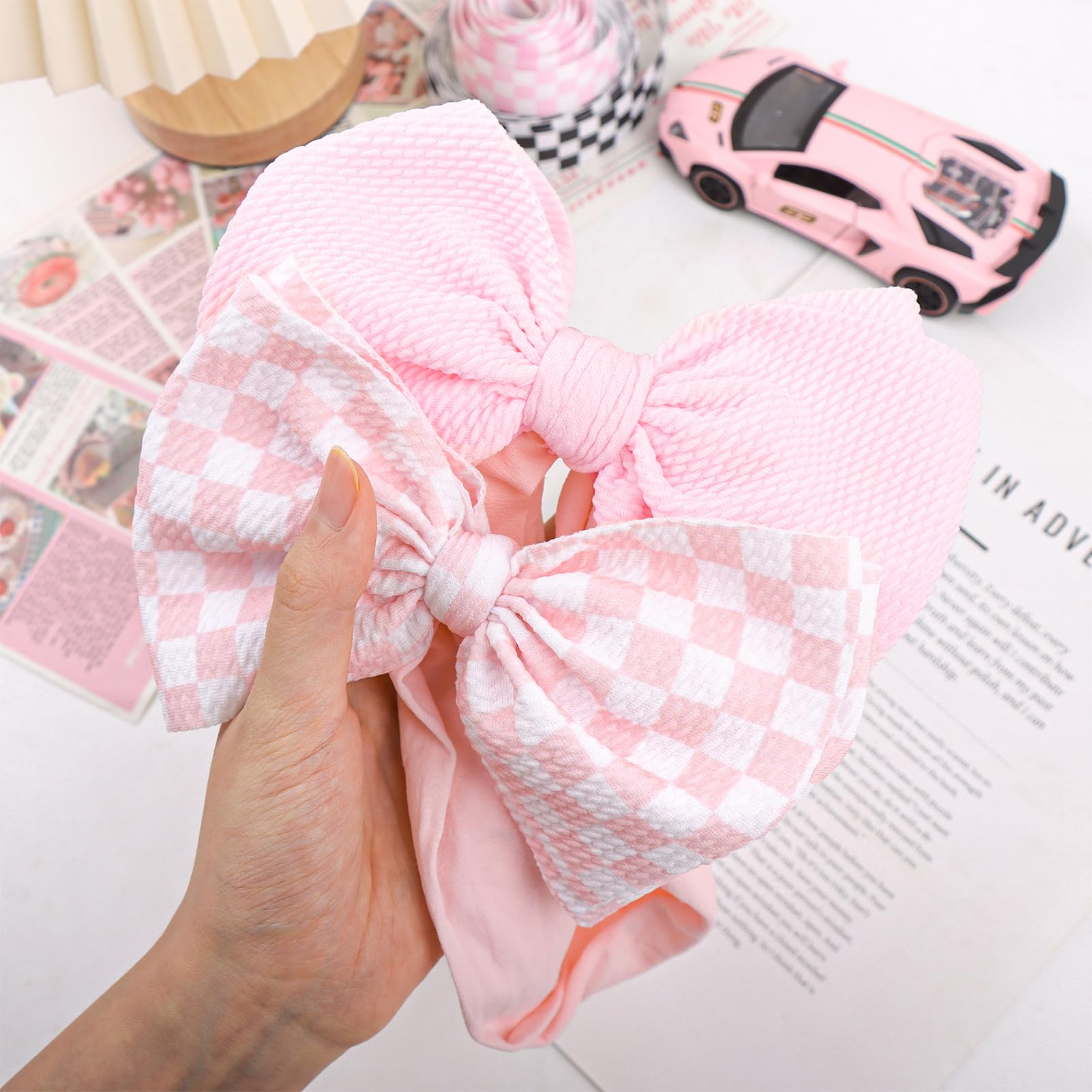 YanJie 6-inch bow on headband, bold yet balanced for infants.