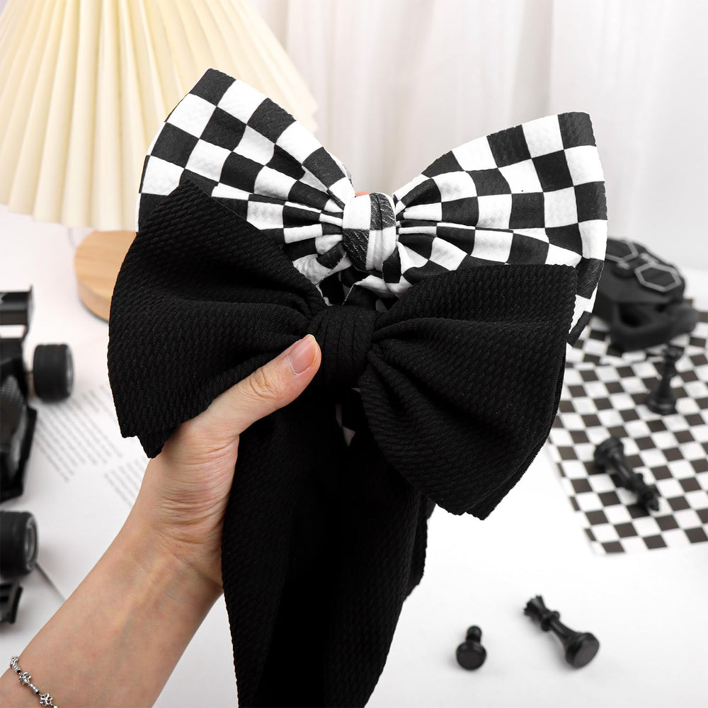 YanJie 7inch bow detail showcases stylish scale and craftsmanship