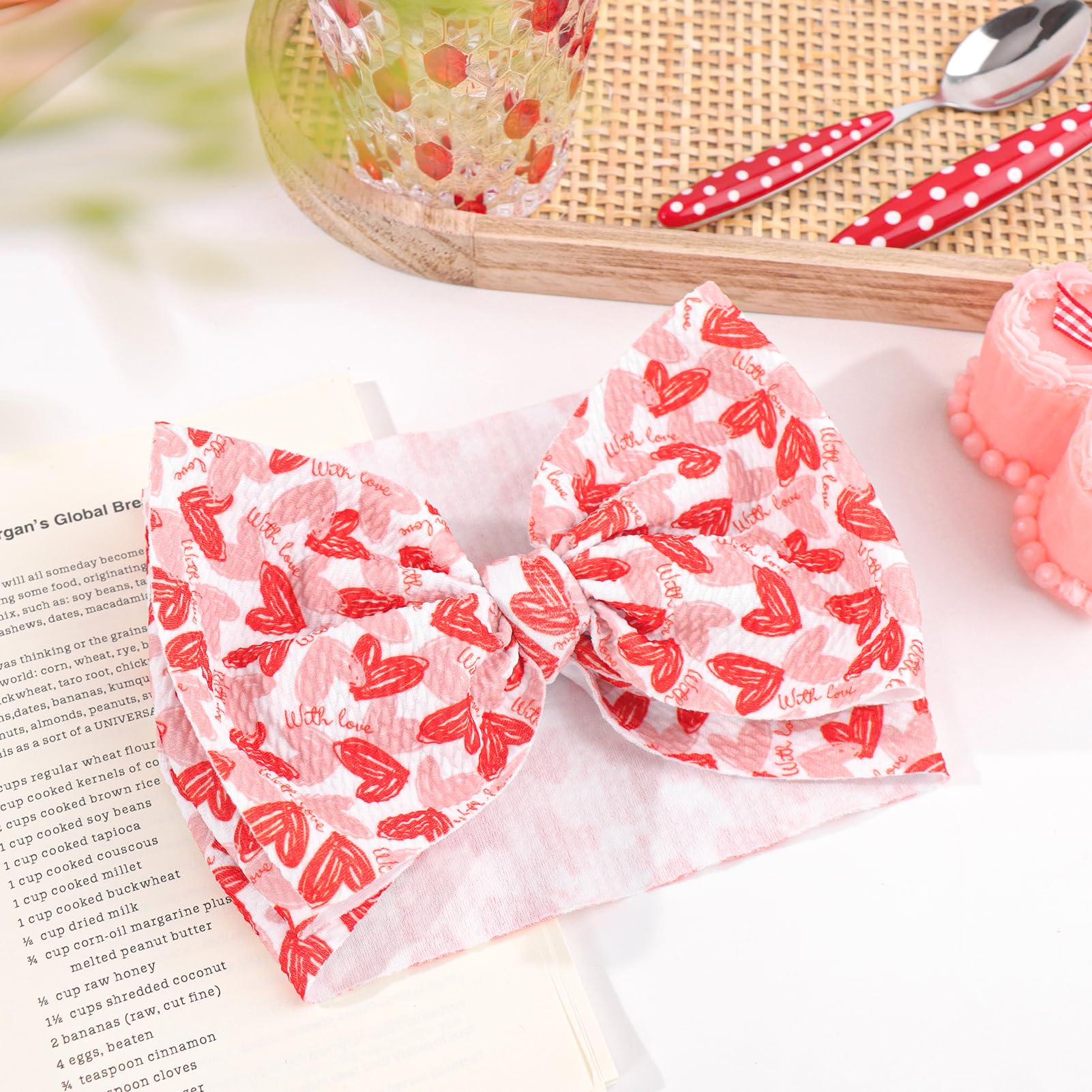 YanJie cute baby gift headband, a thoughtful present for baby showers and birthdays.