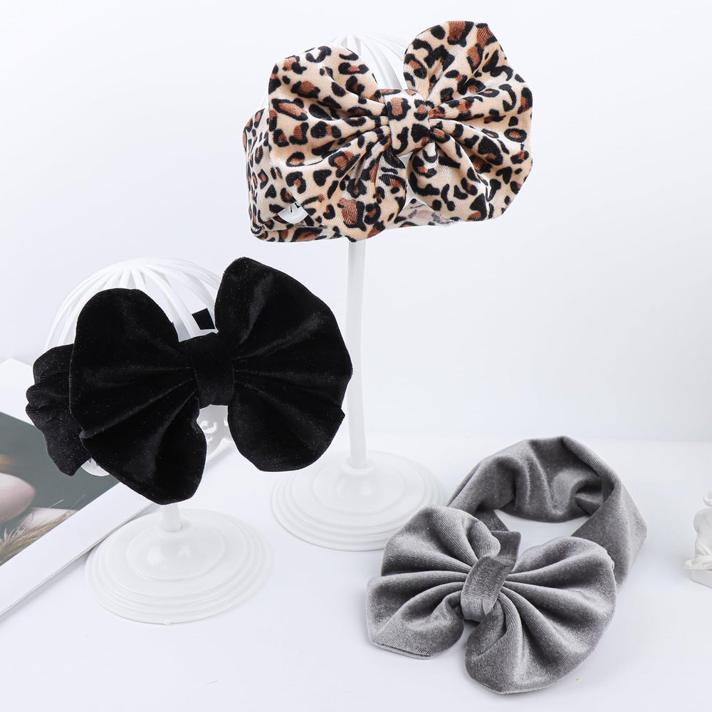 YanJie daily outfit headband closeup adds charming detail