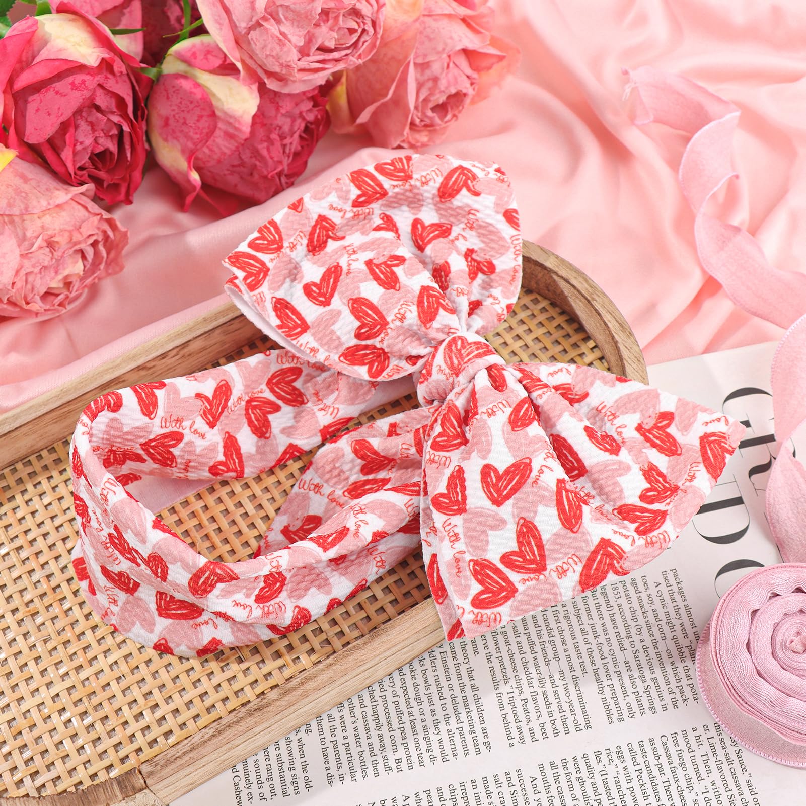 YanJie dress-up accessory headband, enhances party outfits and family portraits.