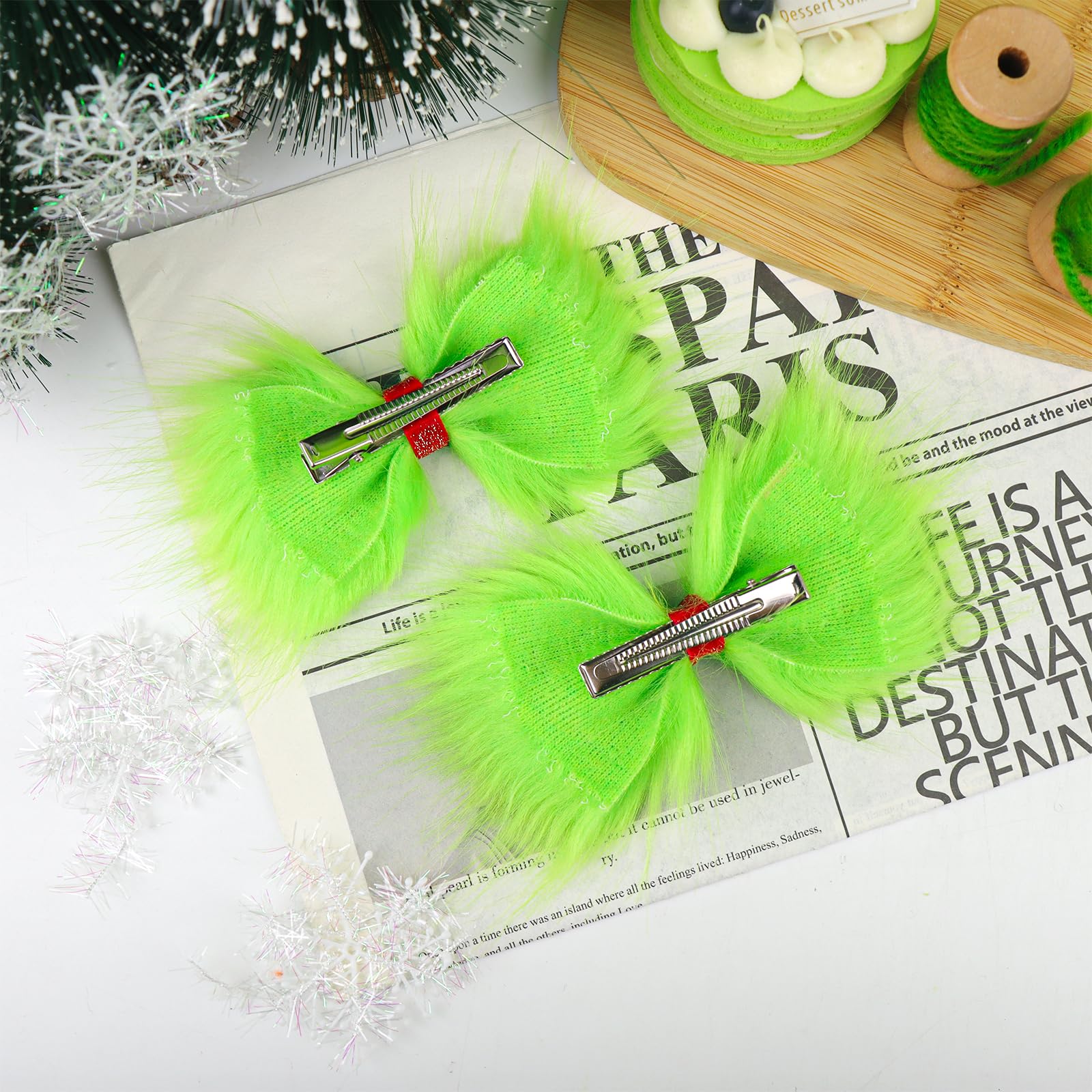 YanJie furry hair clip pack provides versatile holiday accessories.