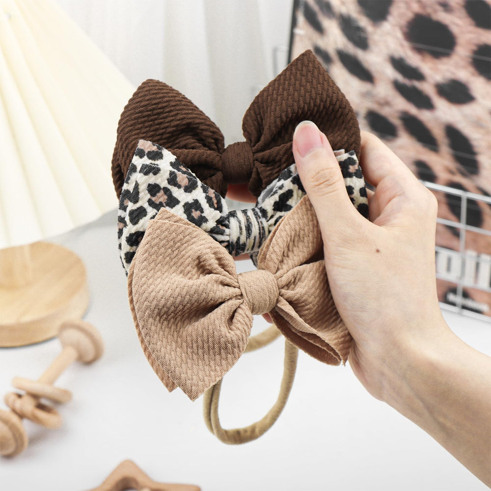 YanJie gift-ready set makes a thoughtful baby shower or birthday present.