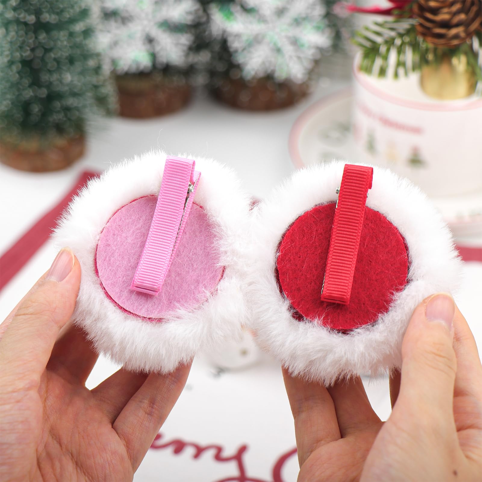 YanJie glitter accent boosts quick, cheerful Christmas styling.
