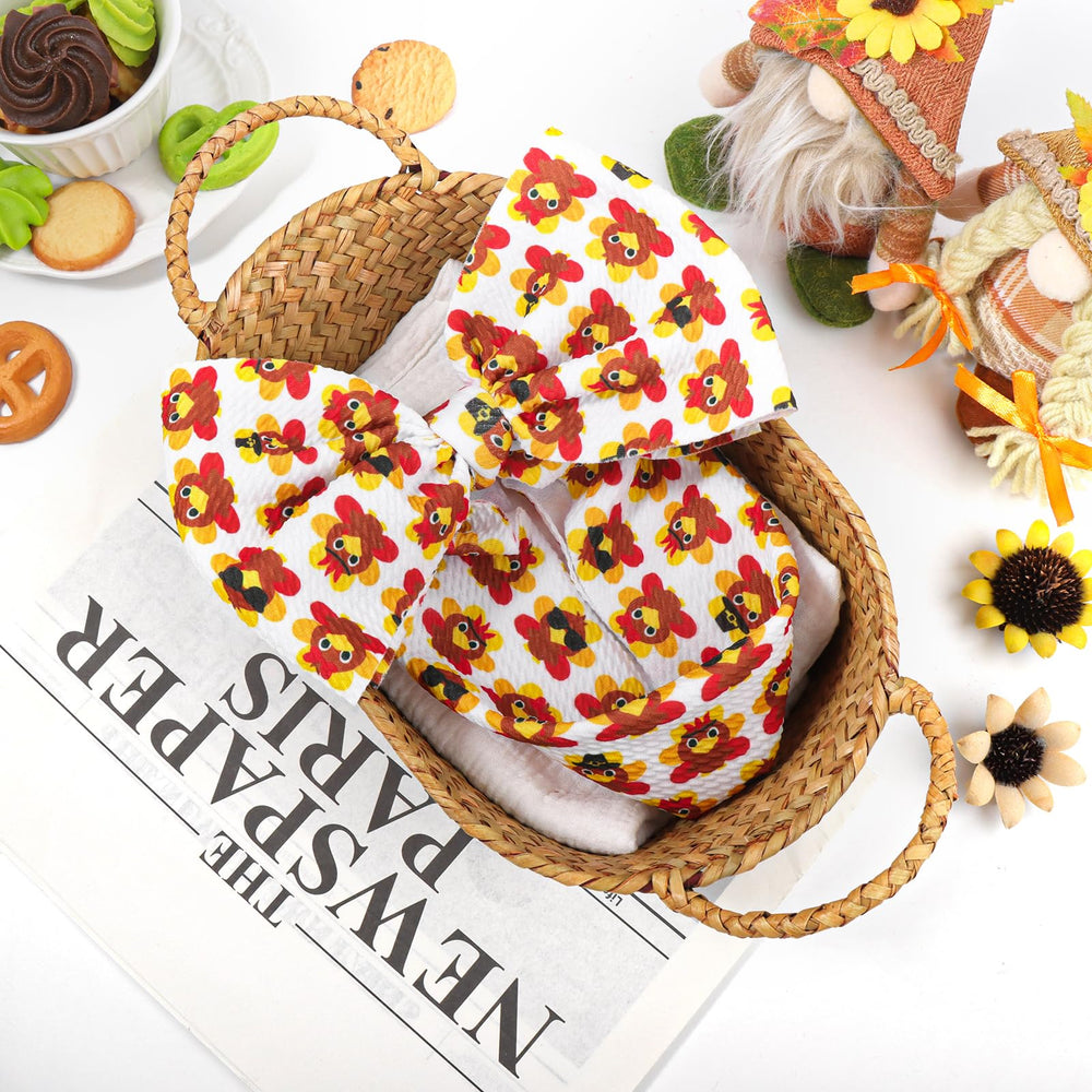 Yanjie gift-ready headband packaging makes a thoughtful baby gift.