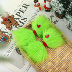 YanJie green Christmas bow glitter-heart detail enhances cute, celebratory looks.
