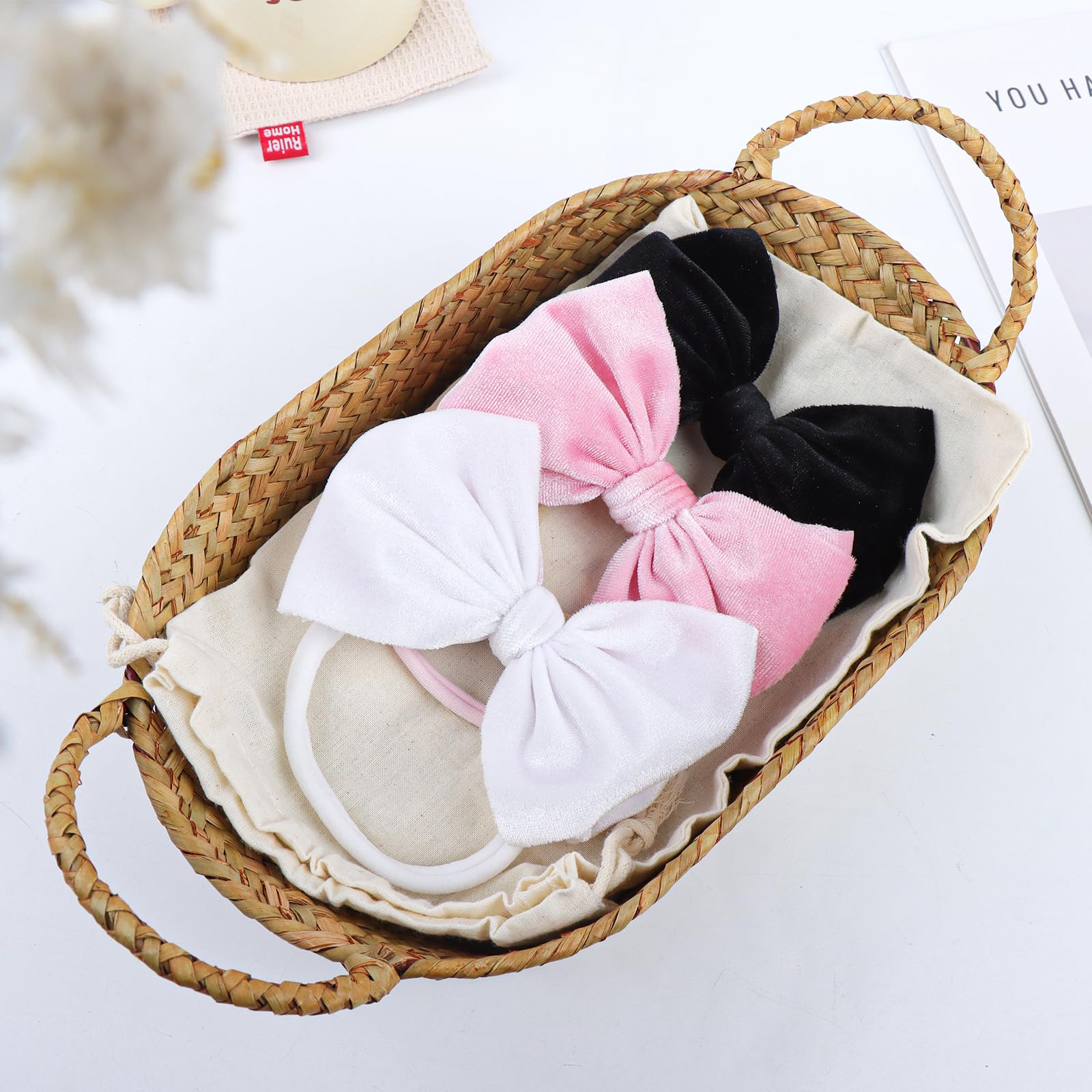 Yanjie hair bows gift set with neat packaging and versatile styles.