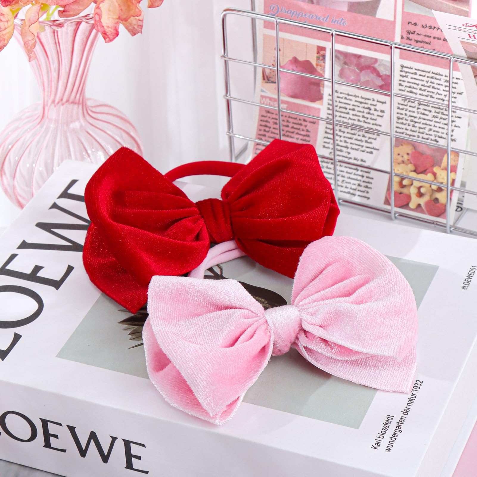 YanJie HAIRBAND Valentine design adds playful charm for photos.