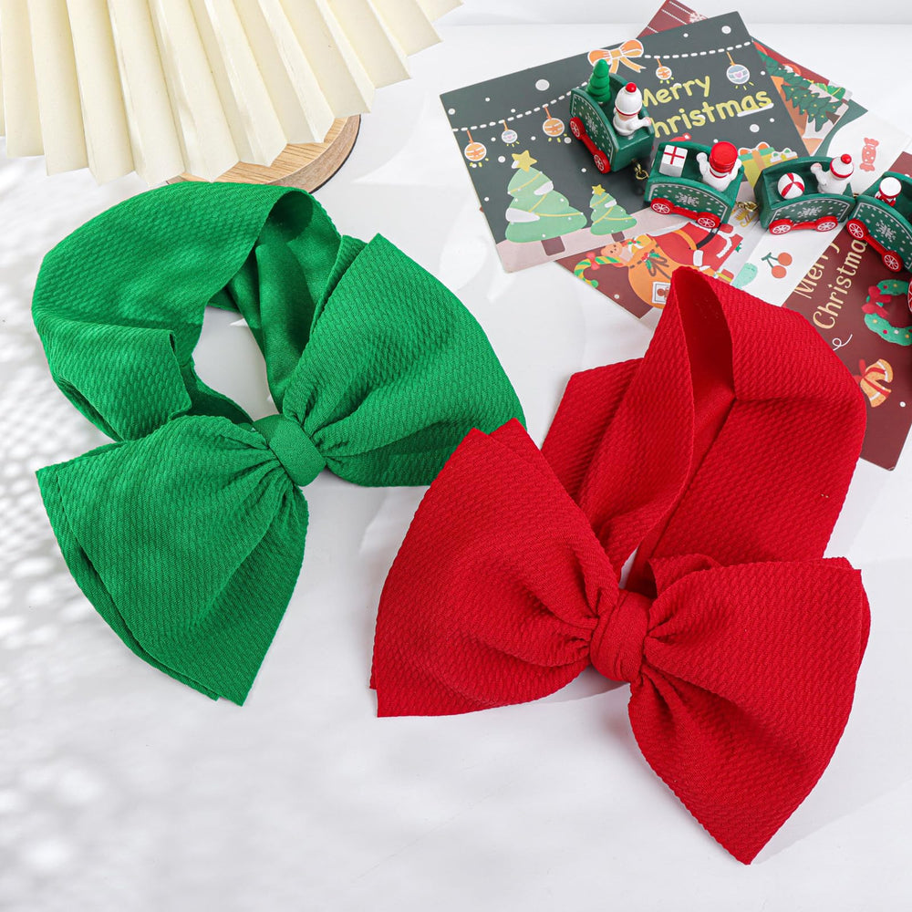 YanJie handmade-knots closeup emphasizes glue-free craftsmanship and hand-tied bows