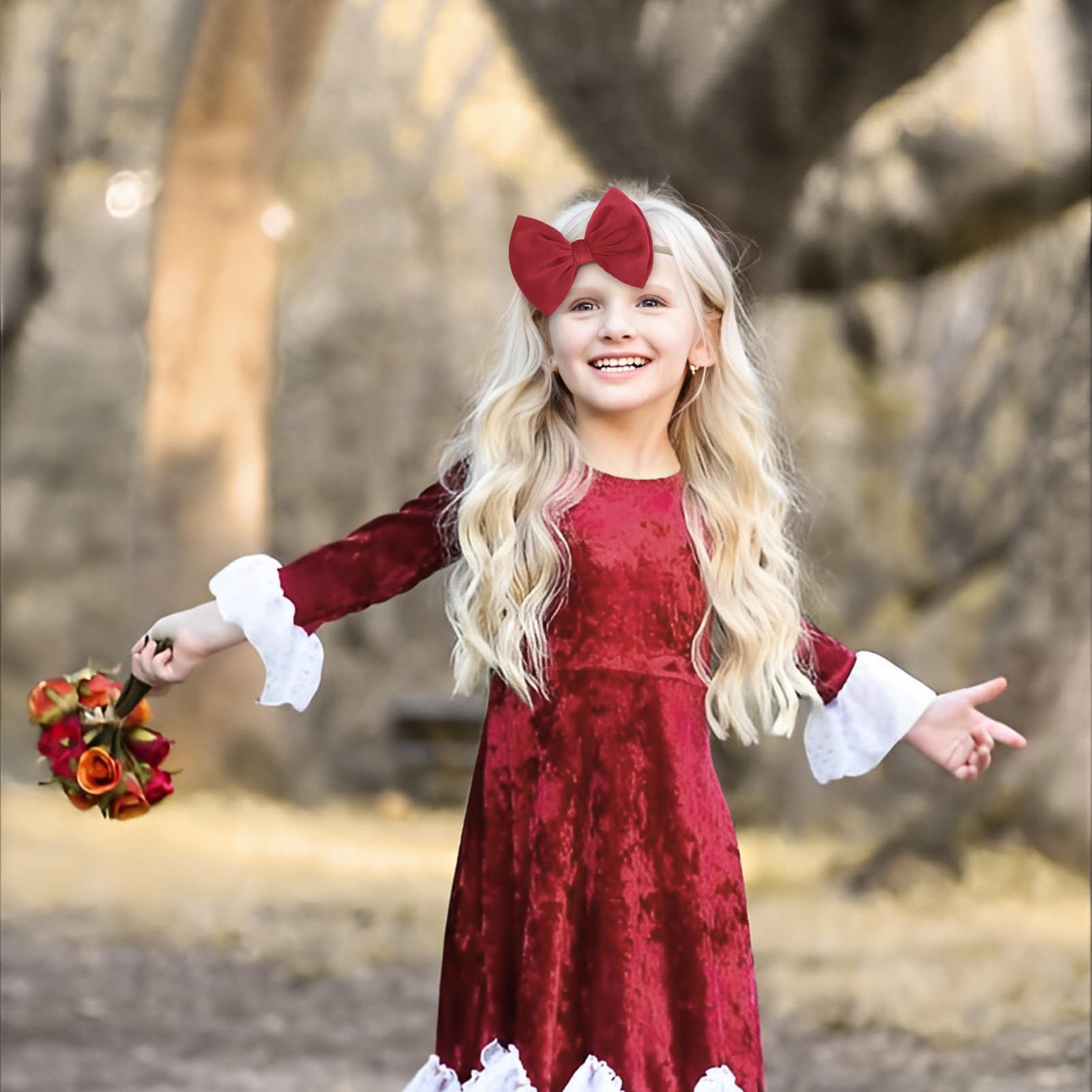 YanJie newborn headband worn by baby for photogenic everyday moments.