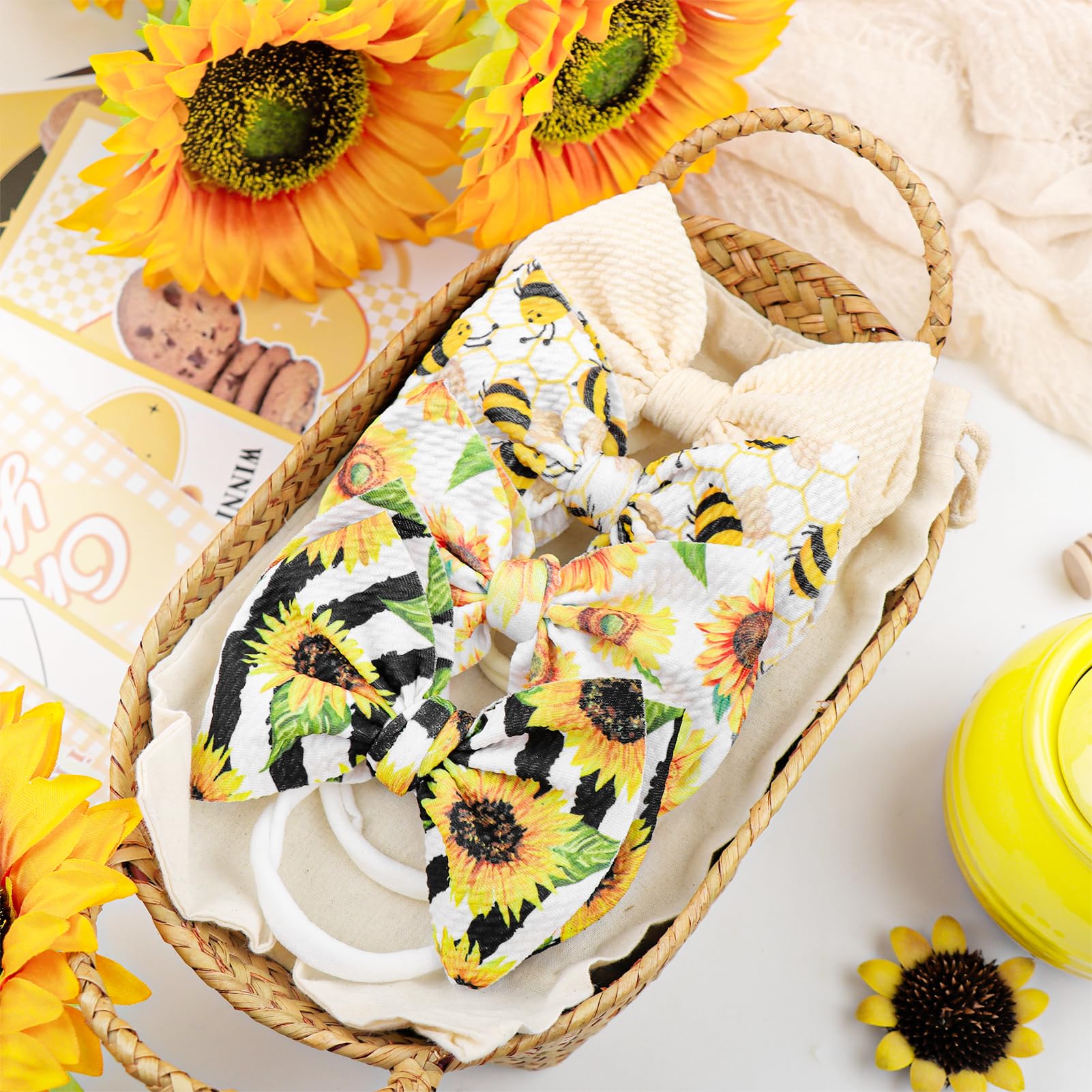 YanJie sun-kissed headbands pair with summer outfits for sunny outings.
