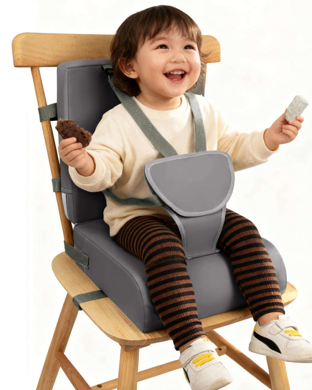 YCDTMY booster seat backrest adds stability for supervised meals.