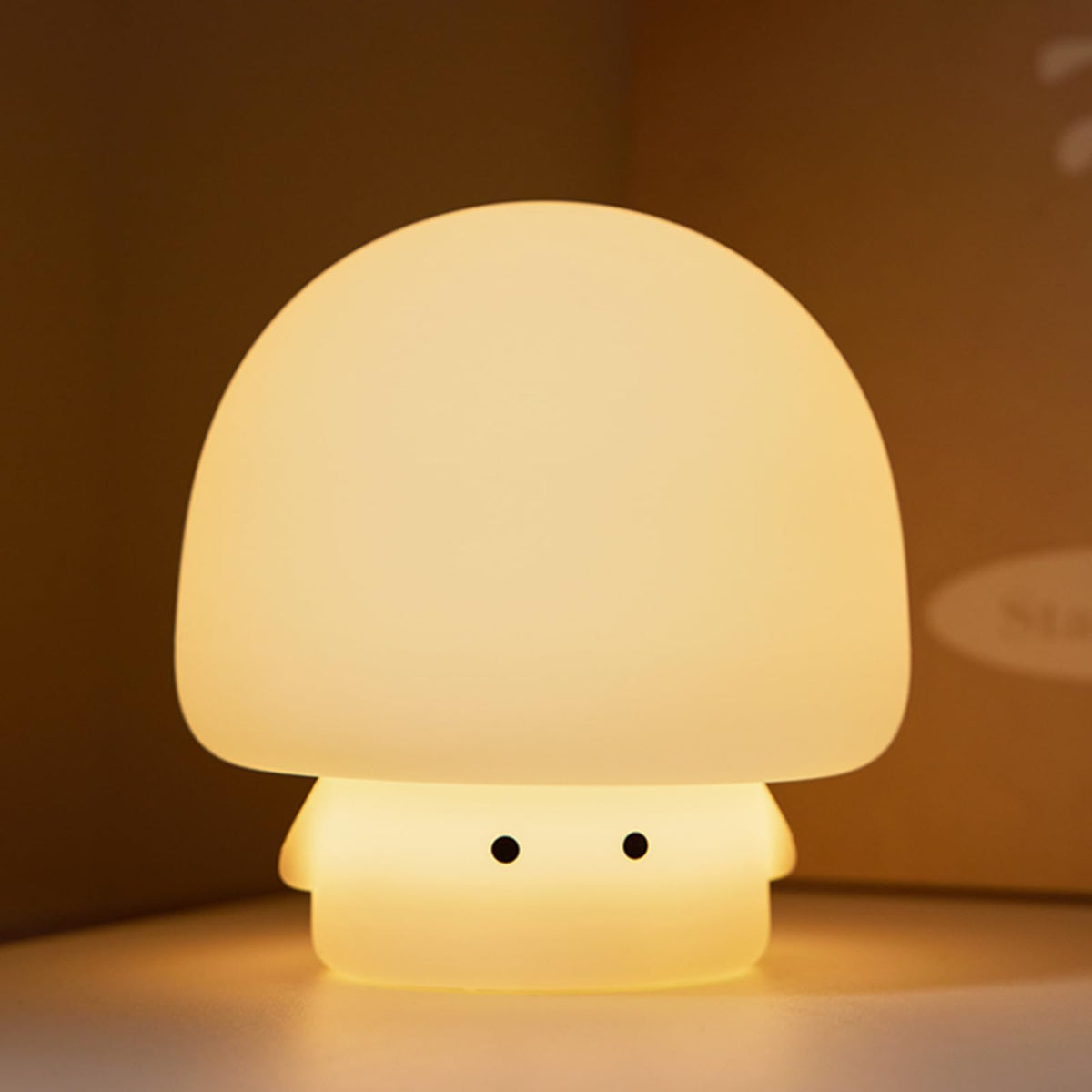 YEEFIGRO cute night light mushroom white creates cozy ambiance for bedtime