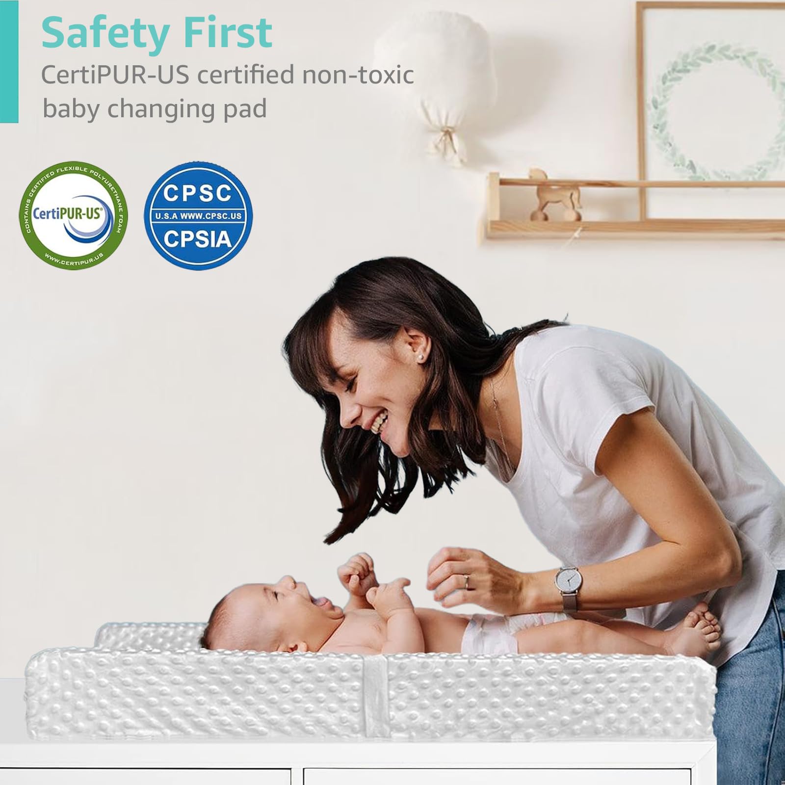 YENING Non-slip bottom photo demonstrates stable changing pad on dresser surfaces