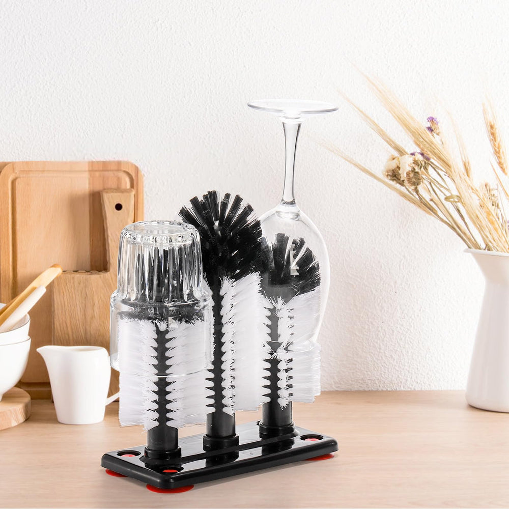 Yesland lazy rotating-cup brush demonstrating easy drainage and hygienic maintenance.