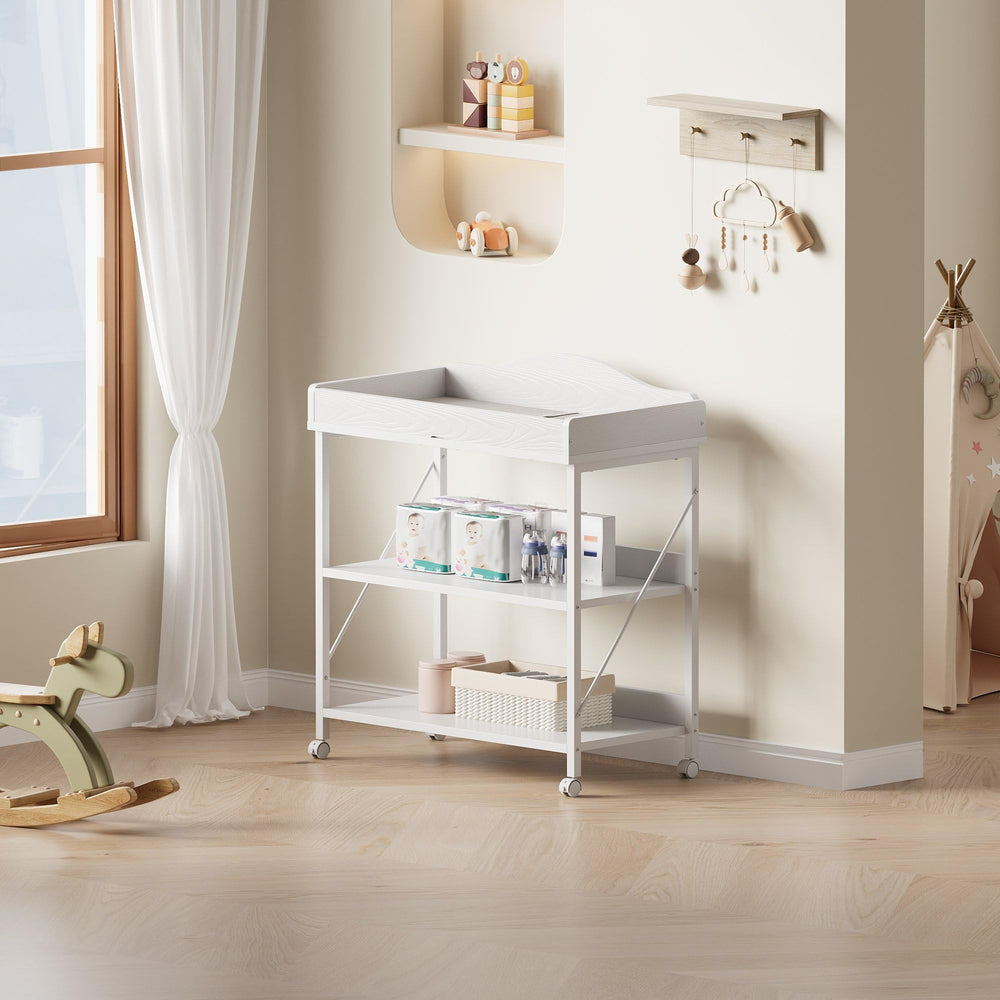 YeTom safety lanyard adds an extra layer of security during diaper changes.