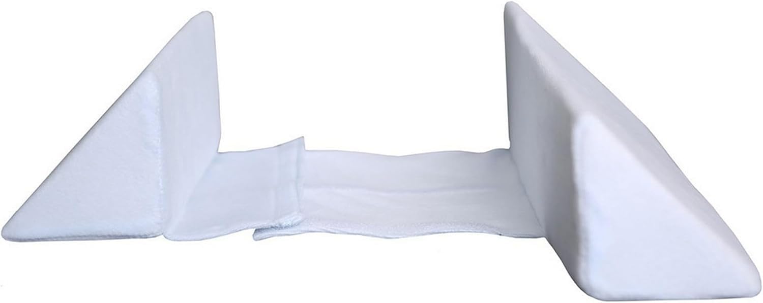 Yevclihds Baby Side Sleeper Weddge with removable pillowcase supports easy cleaning routines.