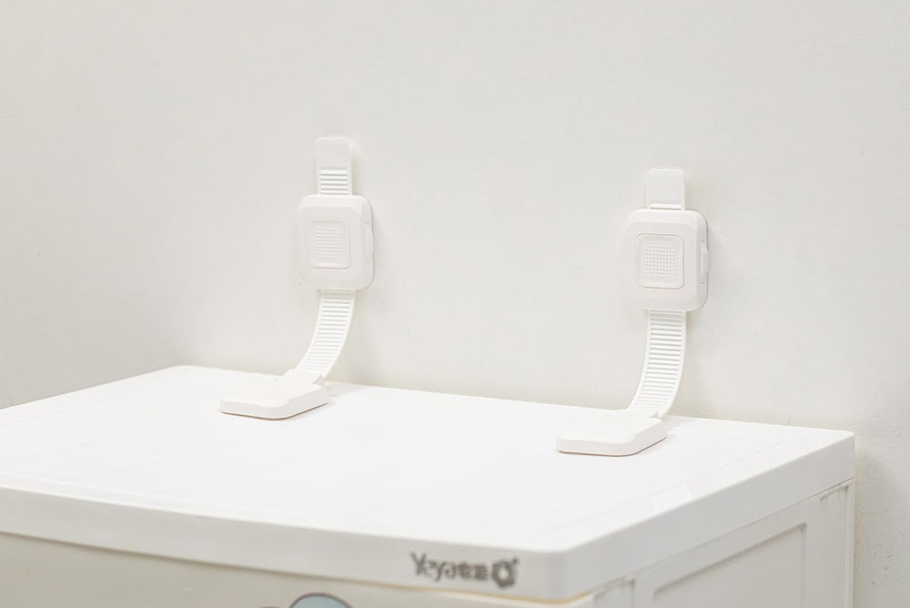 YEYA safety-proof room scene illustrates quick adjustment and reuse.