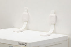 YEYA adhesive base close-up showing strong hold for furniture safety.
