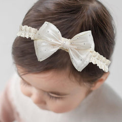 Yheahin ivory lace elastic headband shows gentle stretch for newborns