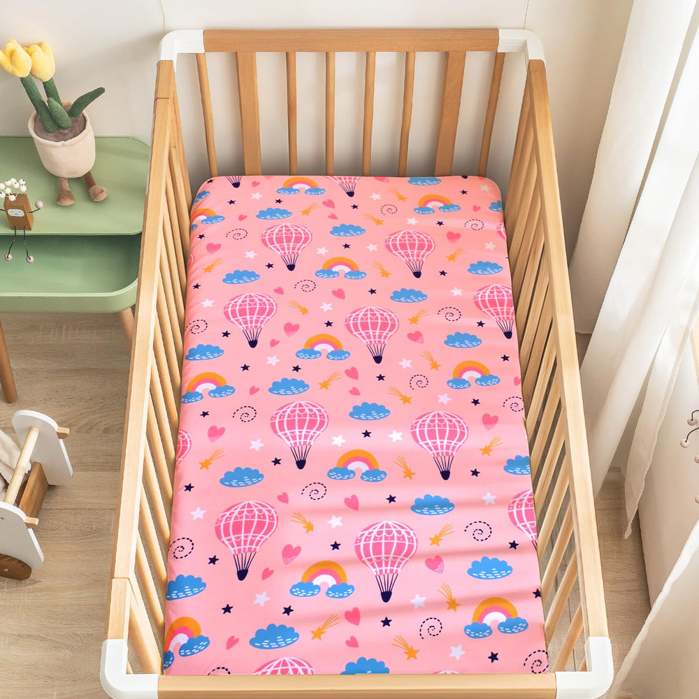 YHITBG elastic edges keep the fitted sheet smooth and secure.