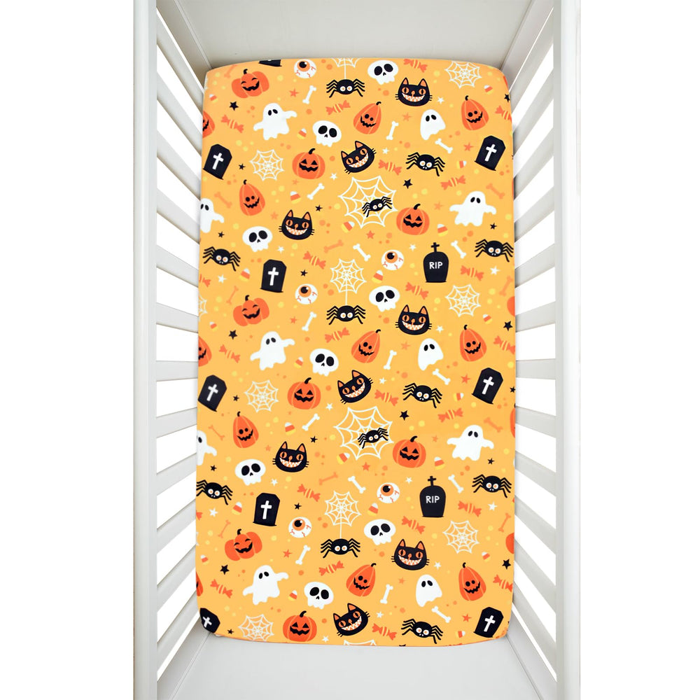 YHITBG skull motif crib sheet offers snug fit for nursery nights