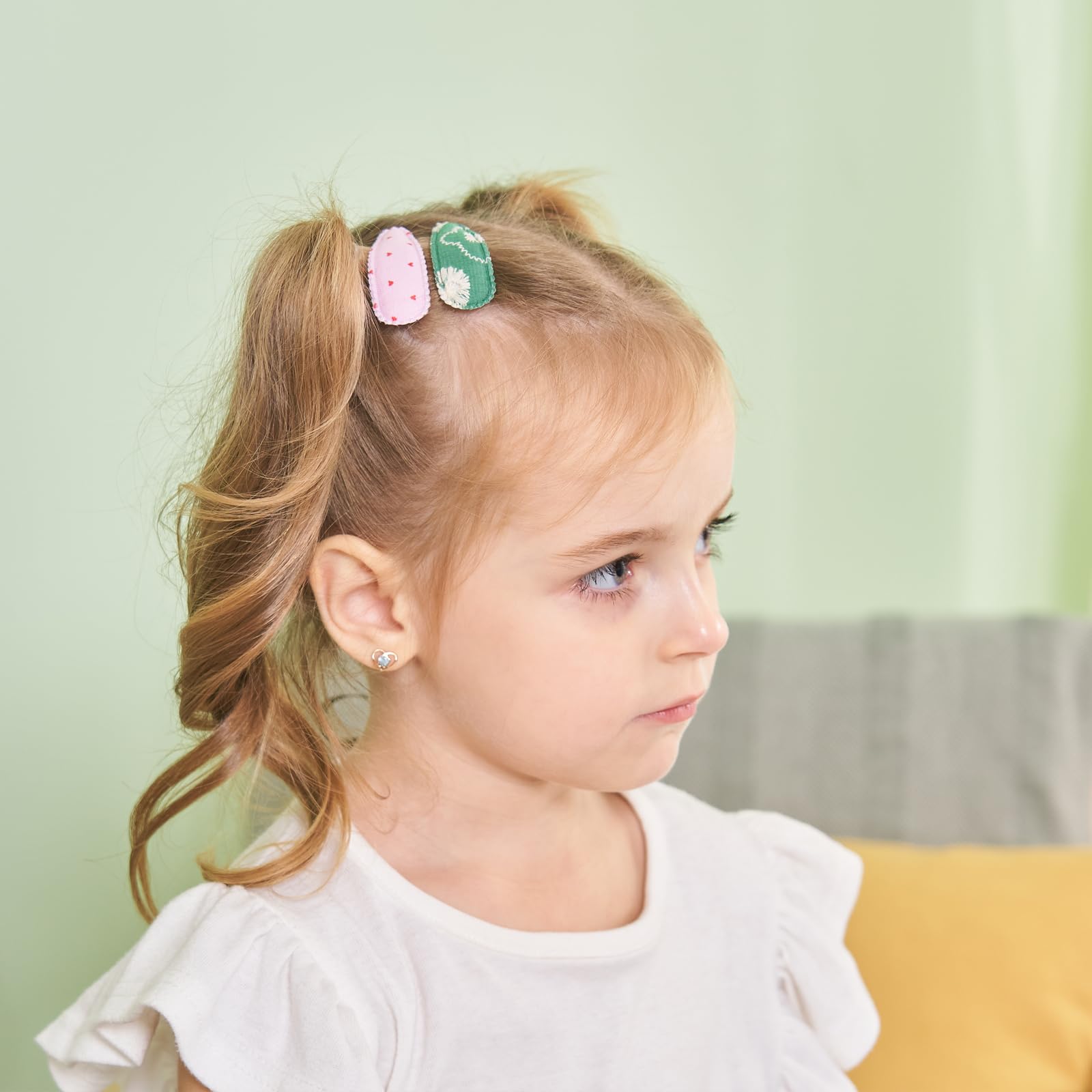 YHLEN kids clip 2.2 inch size fits toddlers to teens with secure grip