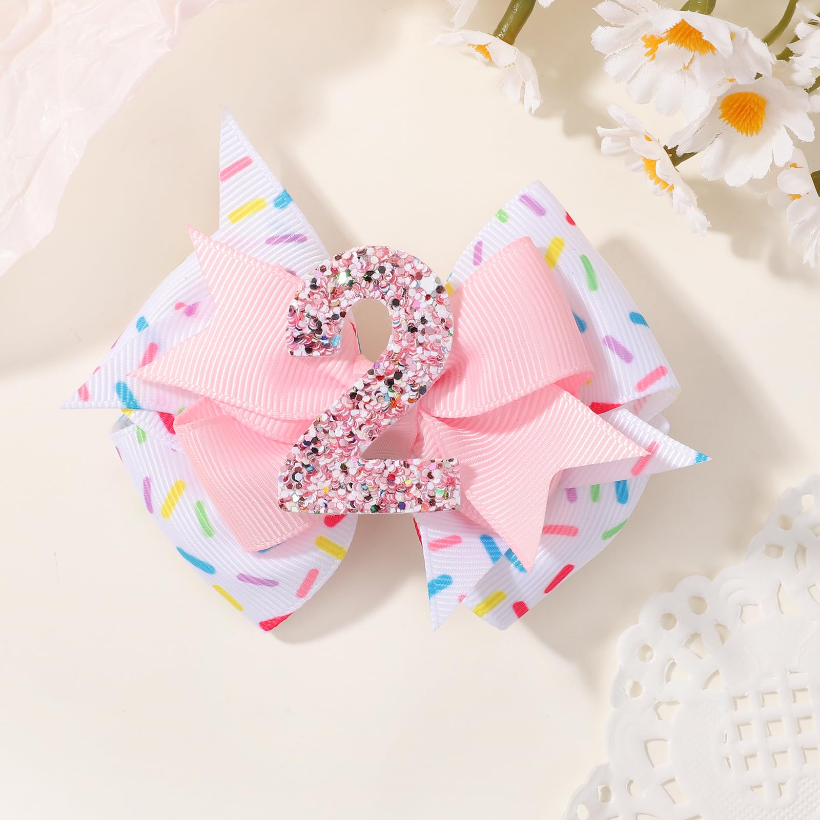 YHXX YLEN bow size 4 by 3.5 inches on toddler hair