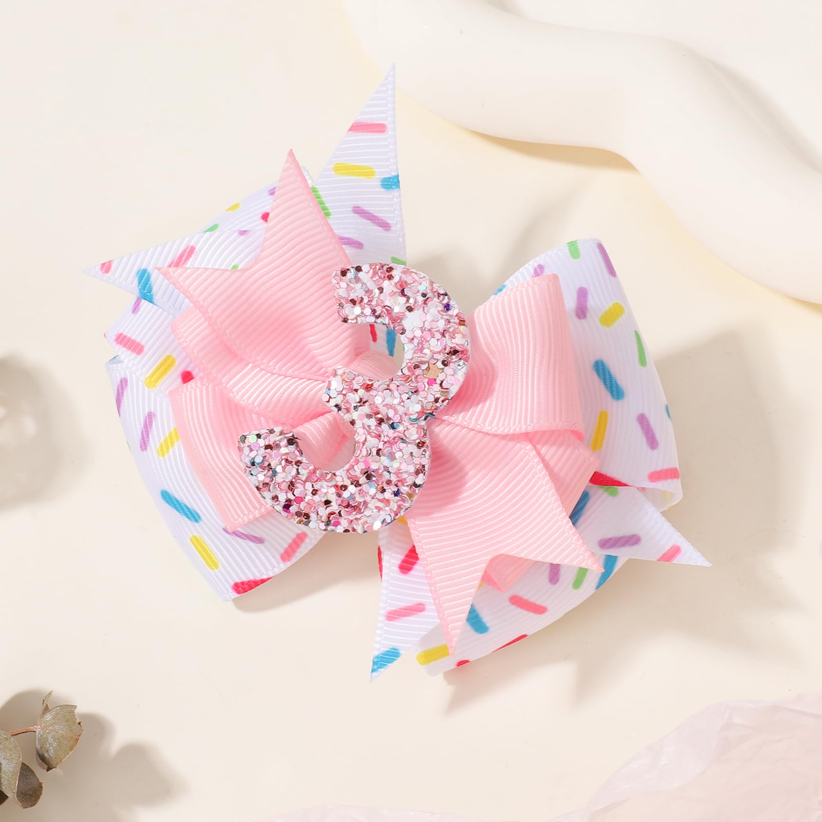 YHXX YLEN pink bow clip perfect for dress-up and photo moments.