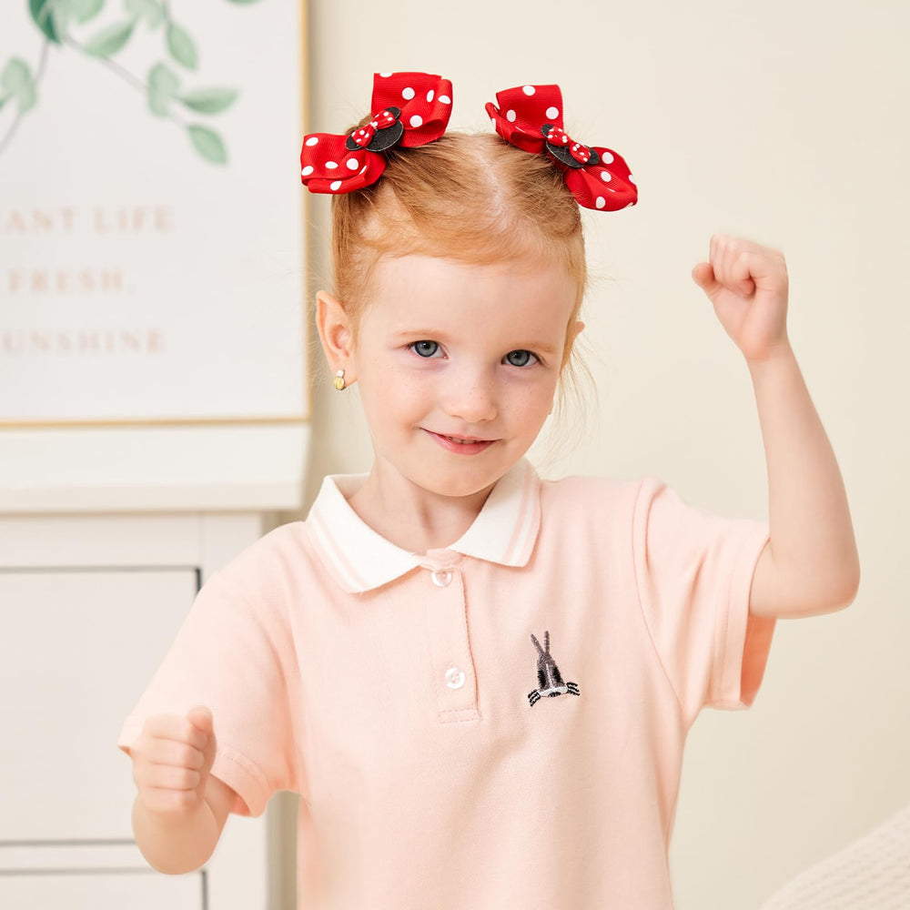 YHXX YLEN alligator-clip-detail ensures hair stays in place during activities.