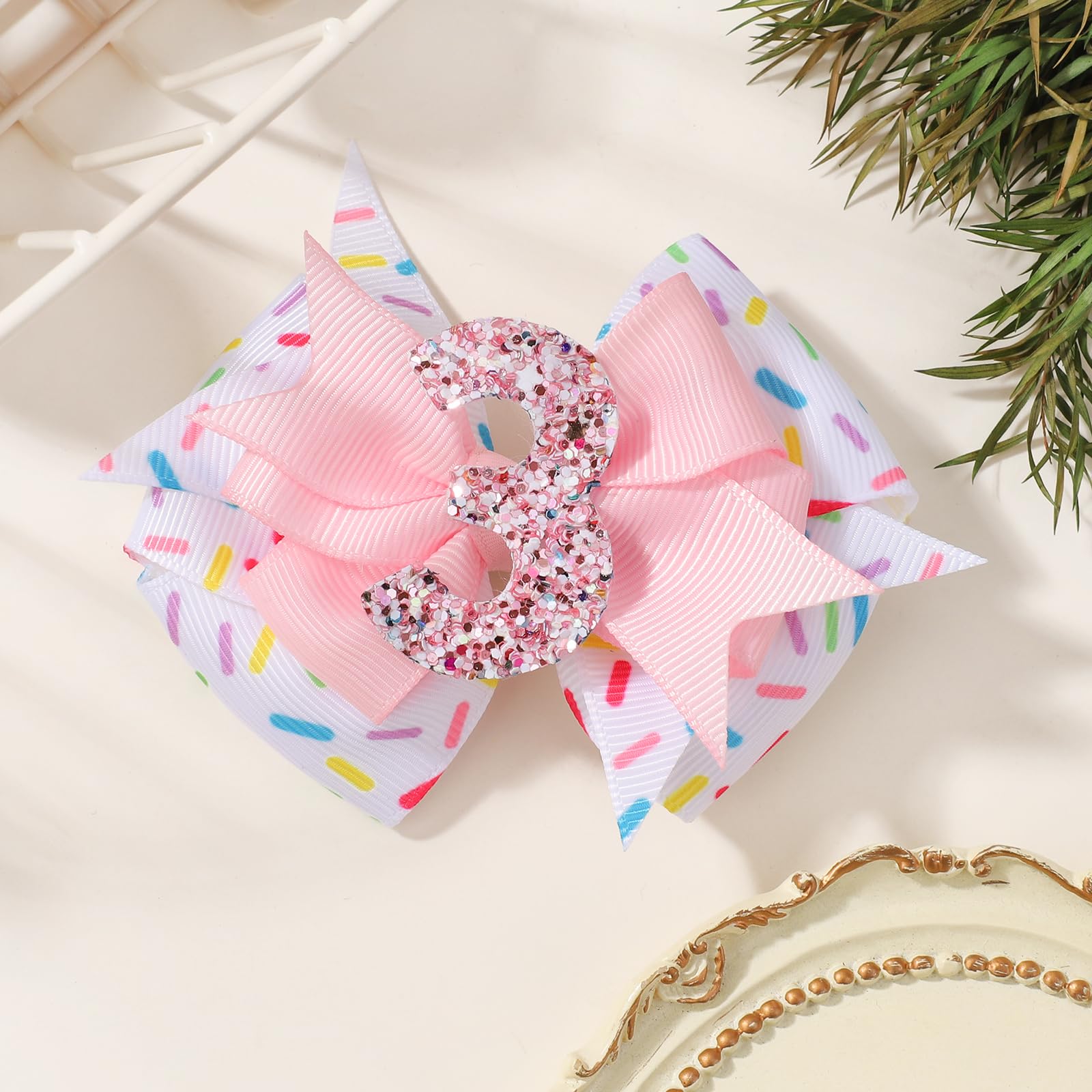 YHXX YLEN 4x3 inch bow provides a vibrant pop without snagging.