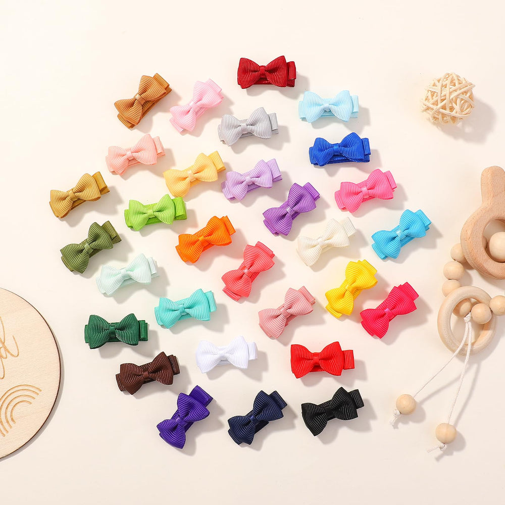 Soft clip on YHXX YLEN bows ensures easy removal without pulling hair.