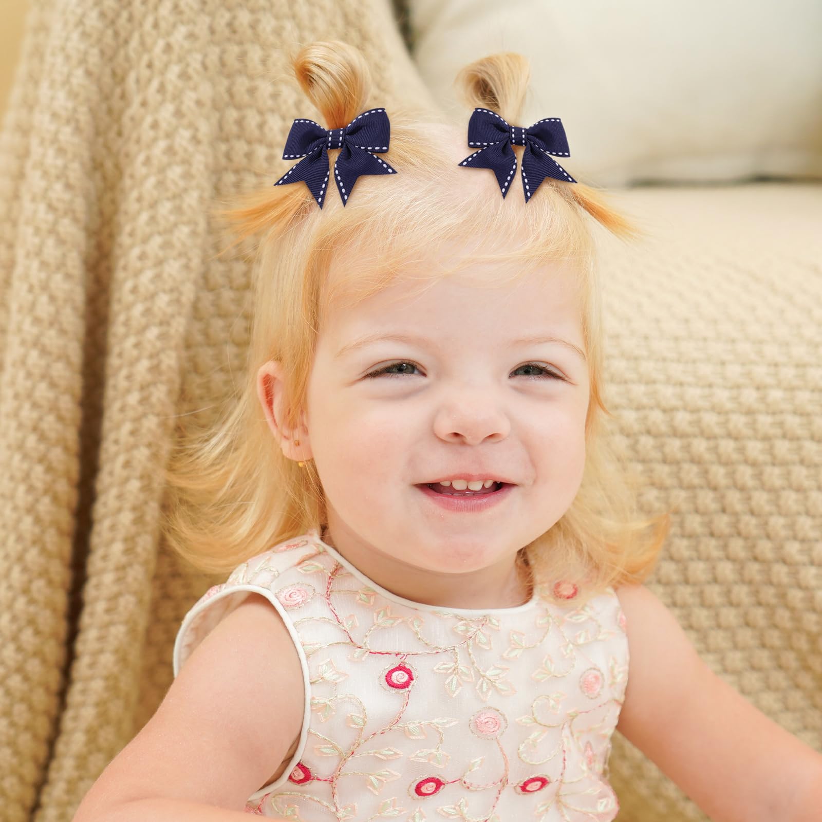 YHXX YLEN spare bows included for quick outfit changes and replacements.