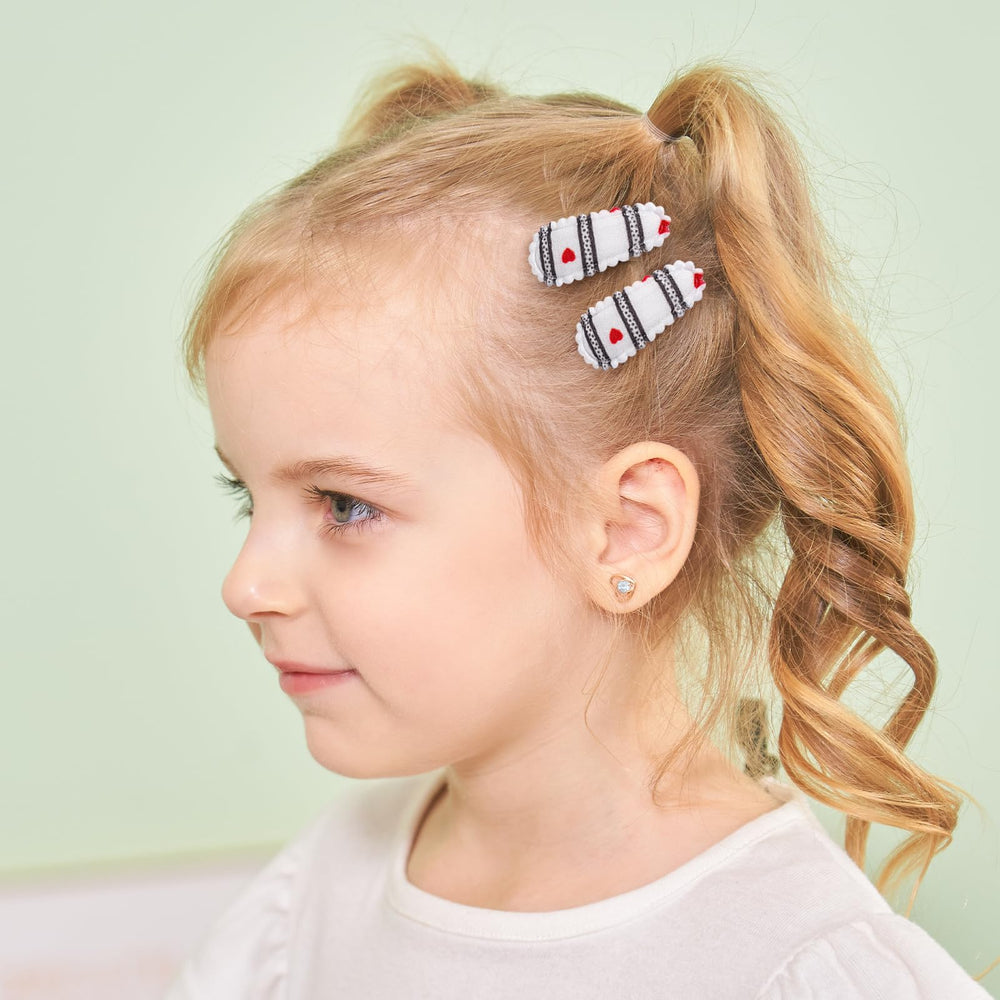 YHXX YLEN toddler-friendly clip in action with daily outfits.