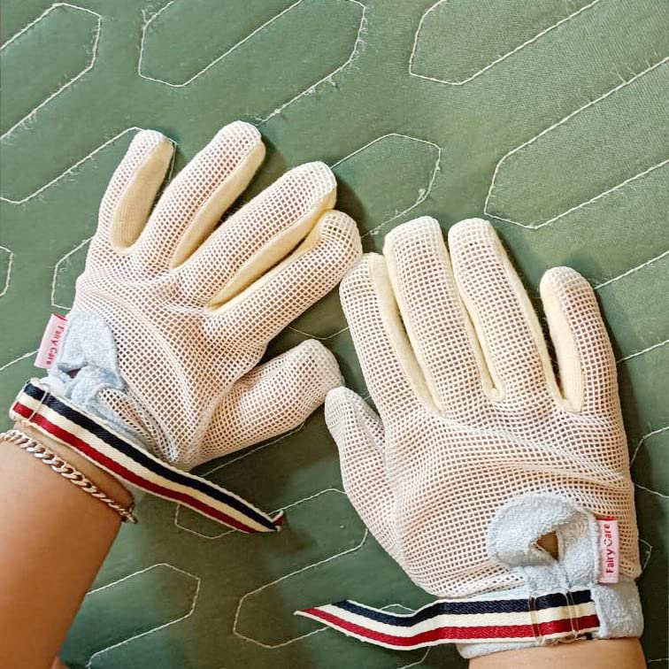 YILIUJIU thumb-sucking-guard-gloves fabric closeup; shows soft material for sensitive skin.
