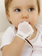 YILIUJIU thumb-sucking-stop-glove adjustable-strap close-up highlights customizable fit