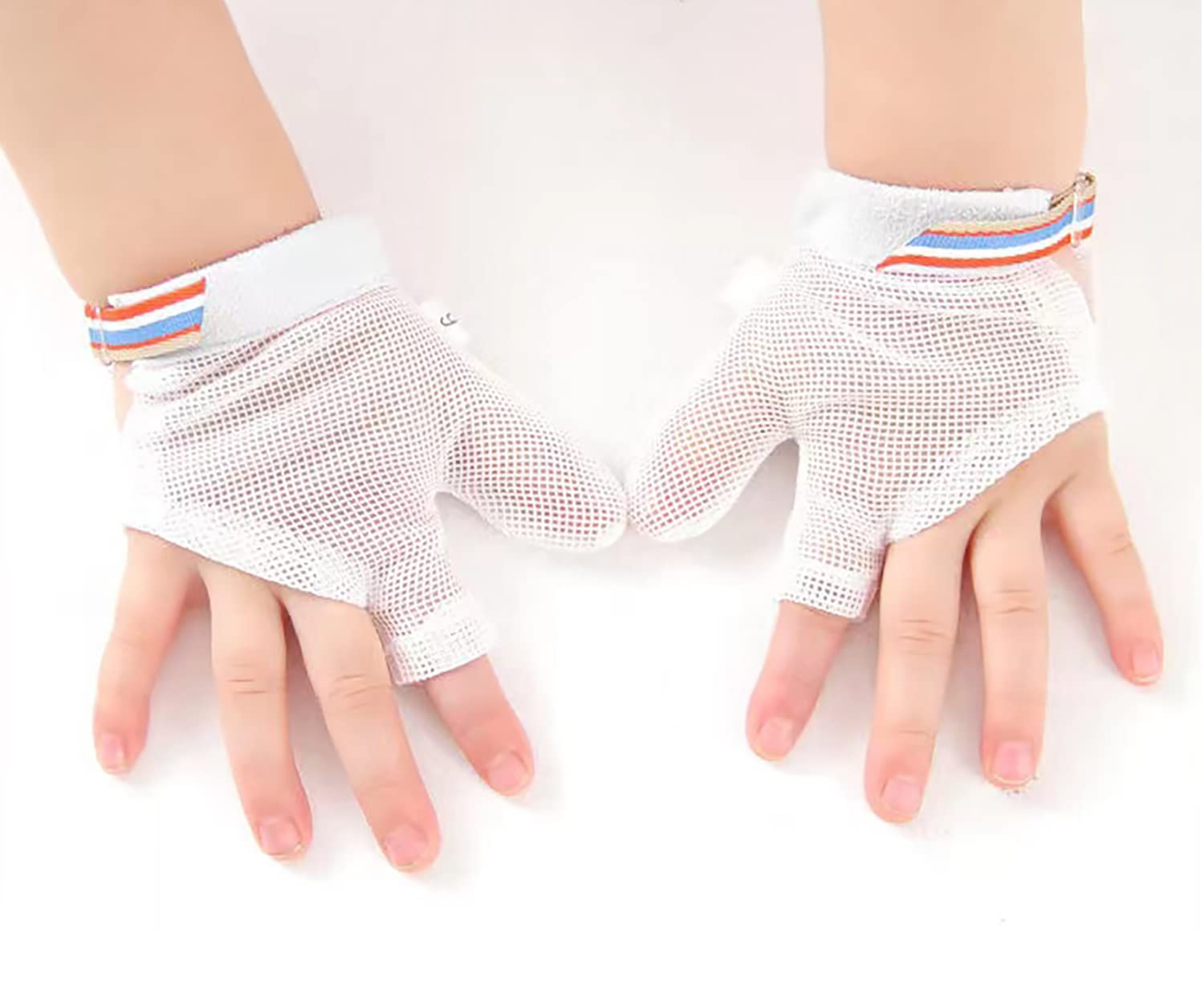 YILIUJIU thumb-sucking-stop-glove soft material shown from front for gentle comfort