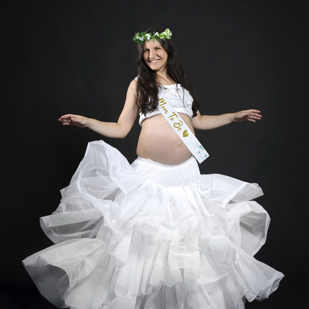 Yiphates baby shower set on model for coordinated styling