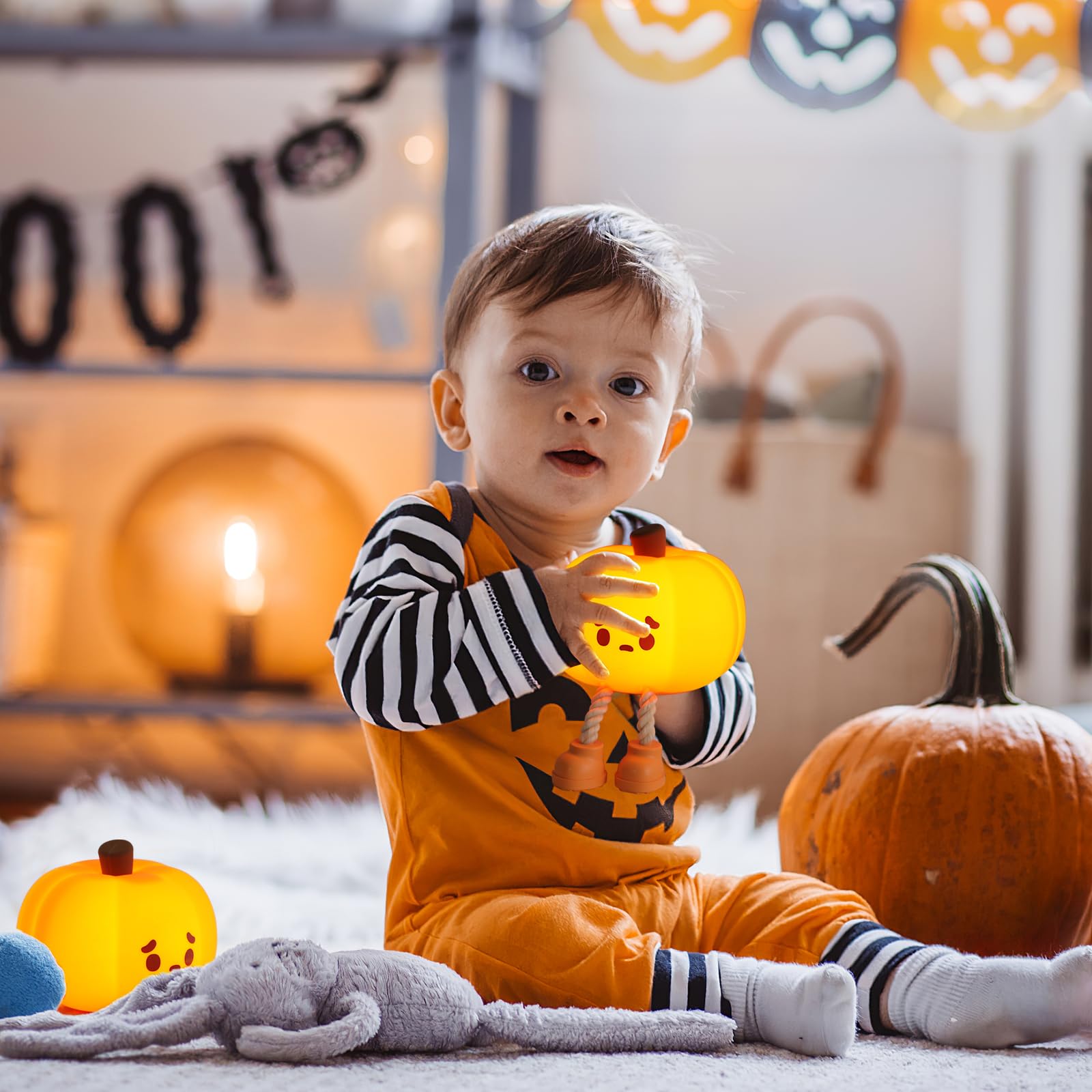 YISUN Pumpkin Night Light placed in a kids room as decor