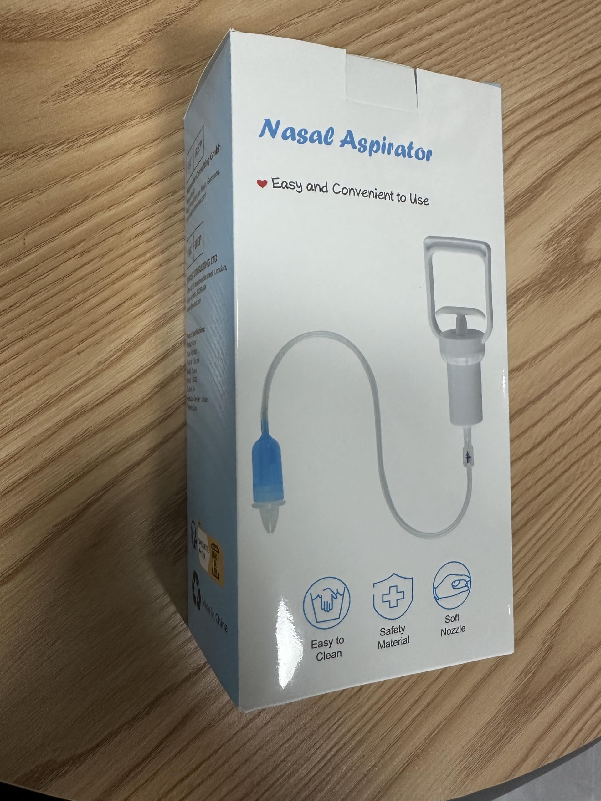Yiupea nasal cleaner packaging highlighting a reusable design.