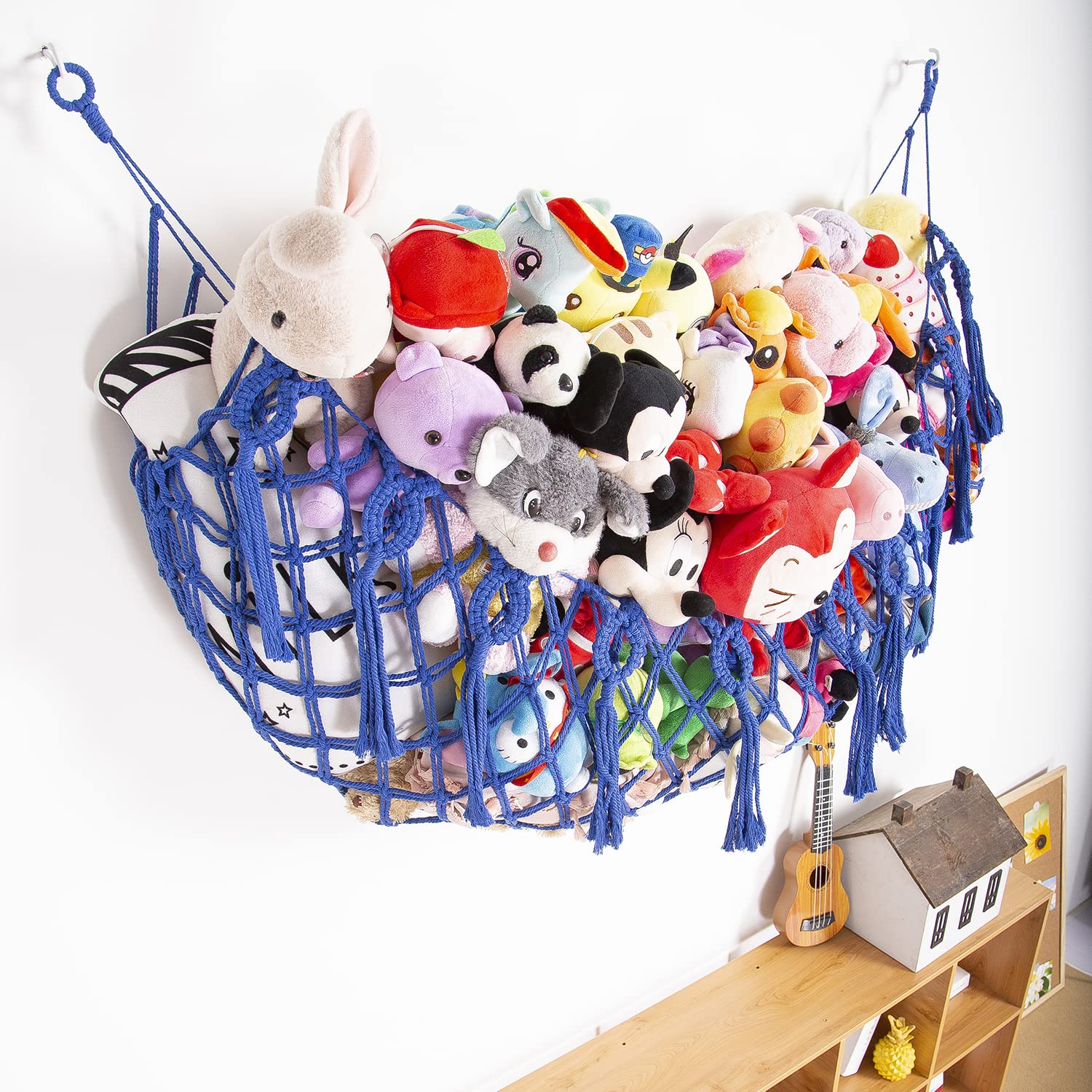 YKBU easy-install with two hooks makes wall setup quick and adjustable.