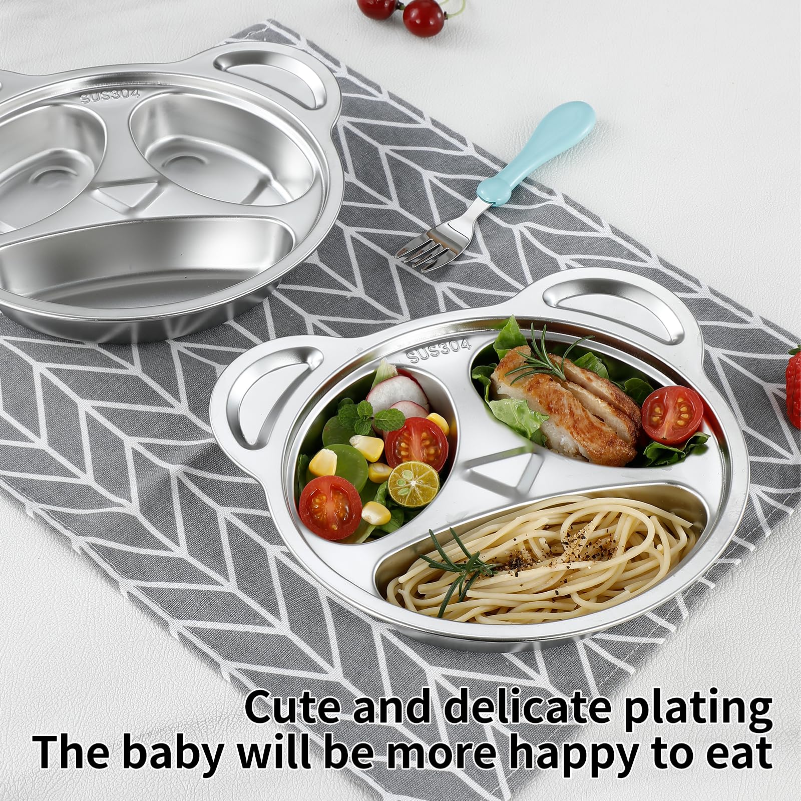 YLARMY panda-plate-hand-size-dinnerware fits little hands during meals