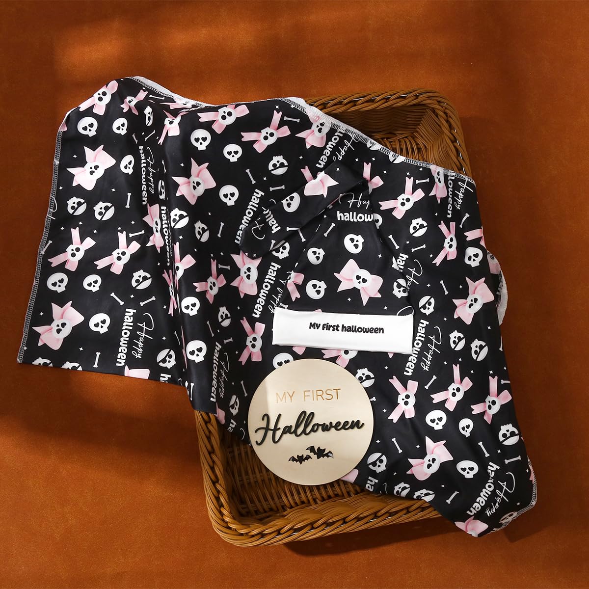 Ylsteed Halloween swaddle fabric closeup highlights breathable, gentle fibers for sensitive skin.