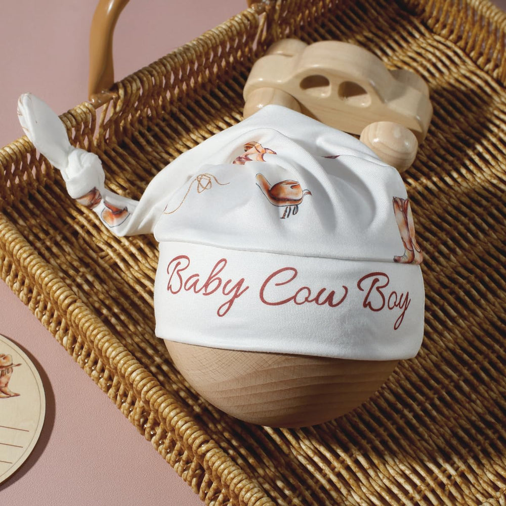 Ylsteed wooden milestone card paired with the swaddle set